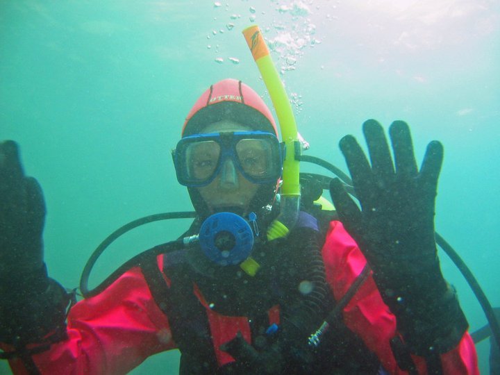 PADi dry suit course, keep warm while scuba diving with this padi dry suit diver course