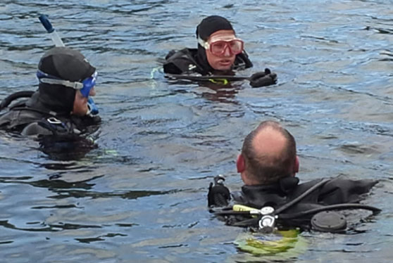 Don't get lost while scuba diving with the padi underwater navigation course